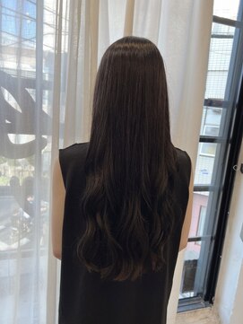 ペイジバイネオリーブ 吉祥寺店(Paige by Neolive) スーパーロング、地毛に馴染む暗めグレーカラー！