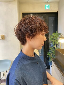 ブルートマト(BLUE TOMATO) ショートマッシュパーマ