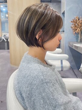 ラベルムバイエーケー(La Belleme by AK) まろみショート&柔らかオリーブベージュ