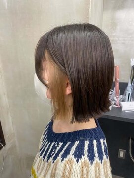 ナンバーウルス 名駅店(N° ulus) ブリーチ/ダブルカラー/ハイトーンカラー/デザインカラー/名駅