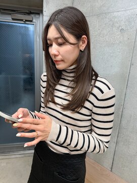 エウペ 渋谷(WEUPE) 斜めバング/グレージュカラー/デザインカラー/シルキーベージュ