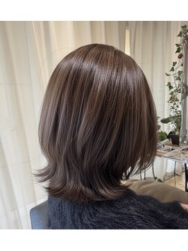 ボブウルフ×シフォンベージュ