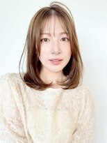 ビーチ(BEACH) ミディアム顔まわりレイヤーボブミルクティーブロンドワンカール