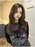 くびれヘア　韓国　ロングレイヤー　ゆるふわレイヤー