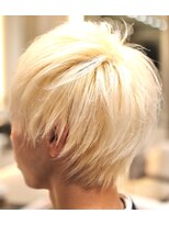 ヘア デザイン リスク(HAIR DESIGN RISK)&nbsp;【RISK 高橋勇太】ホワイトグレージュツーブロックショート