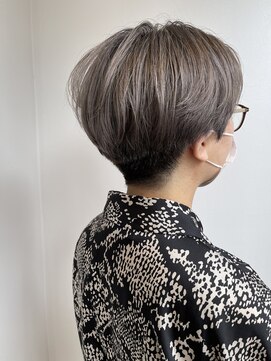 リアン(Lien) Lien☆イノアカラーホワイトグレー×ショートマッシュ