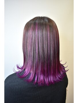 フラッグ FLAG藤井寺店 外ハネバイオレットハイライトバレイヤージュ