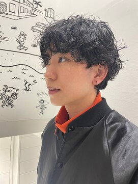 バズ(BUZZ) メンズパーマ【BUZZトワダ】