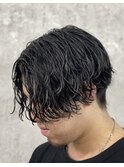 色気たっぷりセクシー艶感刈り上げメンズセンタパート