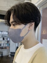 センターパートニュアンスパーマガイルヘアコンマヘア黒髪