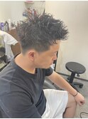 刈り上げスパイキーパーマ