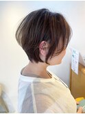 【morio成増 セリザワ】ショートボブ　ハイライトカラー