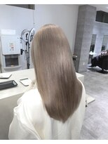 アンダーバーホワイト(_WHITE)&nbsp;ミルクティーグレージュ