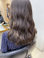 アメリ バイ アピッシュ(Amelie by apish)&nbsp;コテ巻き風パーマ王道カール　新デジタルパーマ