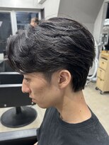 フイ 横浜センター北店(Hui)&nbsp;フェザーパーマ/グレーブルーカラー/刈り上げショートパンク