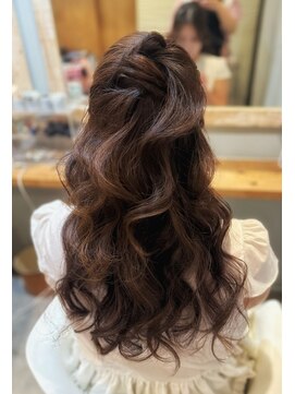 パシャ(Pasha) エレガントハーフアップ