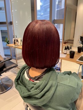 ガリカ 横浜(Gallica) 高発色チェリーレッドカラー/暖色カラー×ボブ