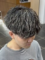 ルアン 大分駅店(ruen)&nbsp;大分メンズカットマッシュ波巻きスパイラルパーマ眉毛men's