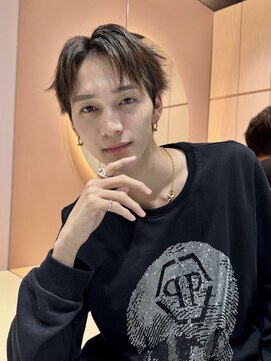 ネーム バイ グロー 大宮(NE:M by GLROW) men's/ツイストスパイラル/リバースセンターパート/大宮/メンズ