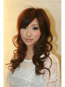 トップシェイプ(TOP SHAPE) 華やかなカールで小顔もかなえるラグジュアリースタイル