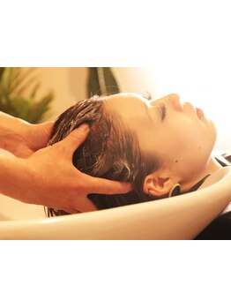 【真岡/上高間木】日常を忘れ自分へのご褒美に…♪炭酸ヘッドスパで髪も頭皮もケア★メンズにもオススメ！