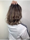 ミディアムレイヤー×シナモンベージュ
