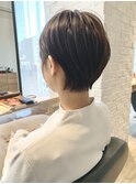 【サロンワーク】タイトなミニマムショート。