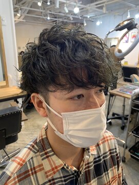 エルオム(EL.HOMME) 【MITSU】スモーキーマットアッシュ×スパイラルパーマ