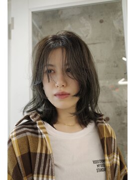 ヒメル(HML U/2A) デザインレイヤースタイル/ステップカット/オリーブカラー