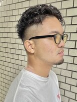 ヘアーアイスカルテット(HAIR ICI QUARTET) 20代30代40代メンズパーマスキンフェードビジネスカジュアル