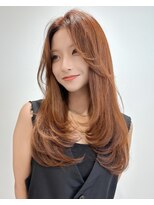 ロンドアンメゾン 原宿(Lond un Maison.)&nbsp;顔周り小顔カットざくざくレイヤー韓国ヘアオレンジベージュ