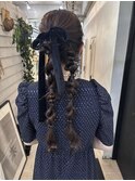 【杏実】ツインポニー　ベロアリボン　結婚式ヘアセット