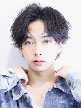 フレイバ 吉祥寺(FLAVA)の写真/全メニュー学生割引対応！パーソナリティーに合わせたヘアデザイン提案。個性や持ち味を活かすスタイルに
