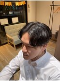 センターパートマッシュONカルマパーマ