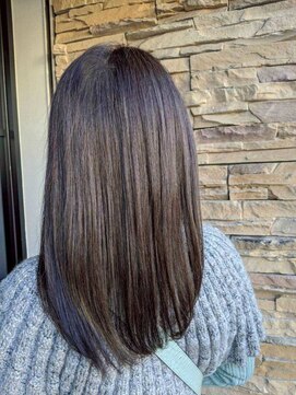 色っぽセミロング/透明感/さらつや髪/若見え/白髪ぼかし/30-40代