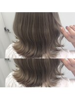 ヘアアンドビューティー クローバー(Hair&Beauty Clover) grege