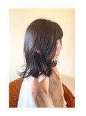 セミロング　レイヤー　くびれ　ほぼ黒なダークブラウン5.5LV