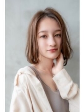 ケアリー 武蔵小杉(Carelly) ボブカーキグレージュ大人かわいいフェザーバングマッシュくびれ