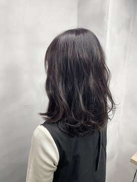 リコ(liko) 【liko 三軒茶屋 莉子】今秋一押し！ダークラベンダーで艶髪 ◎