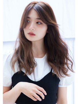 メゾンブラン アヴェダ(Maison Blanc AVEDA) ロングヘア レイヤーカット フェザーバング ブラウンベージュ