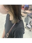 ホワイトベージュイヤリングカラー