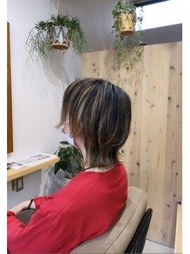 ヒュッテユー(HUTTE U) ウルフカット