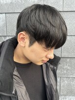 ヒュイル バイ ニアウ(Hwyl by Niau)&nbsp;メンズマッシュセンターパートスパイラルパーマニュアンスパーマ