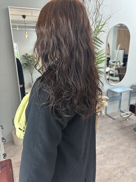 プラム(plum.) ニュアンスロングパーマ