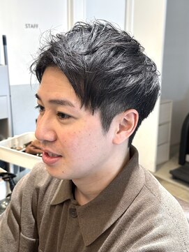 ノイセル(Noisyle) ツーブロック爽やかアップバングショート