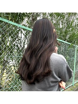 アムールアカラ(Amour Akala .hk)の写真/高い再現性で納得のいく仕上がりに。髪質・骨格・クセを見極めて、あなたに似合うスタイルを提案。