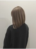切りっぱなしボブ、艶カラー