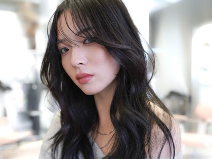 ロマーリ(LOMARLIE)の写真