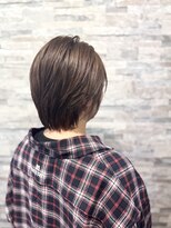 ヴィソップ(V.S.O.P)&nbsp;ボーイッシュに明るく染める白髪リタッチ