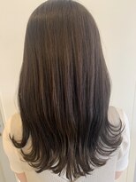 ニナル(Ninal)&nbsp;『オリーブベージュ×艶髪』ひし形シルエットセミロング☆